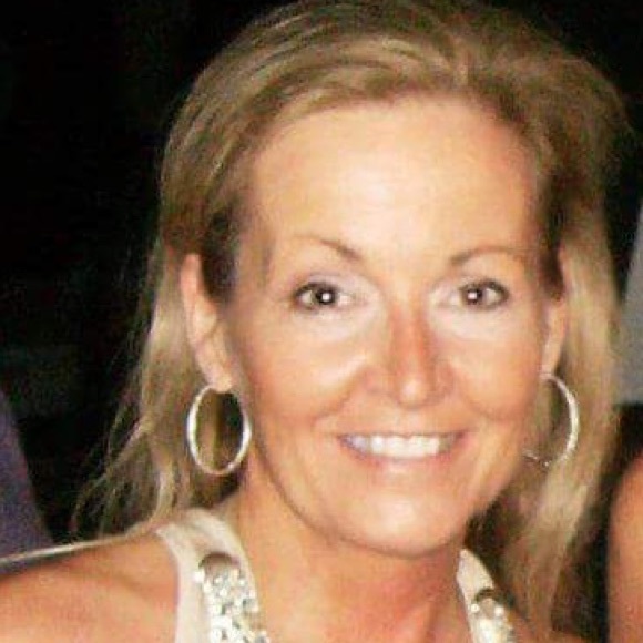 Meet your Posher, Denise - Picture 2 of 2