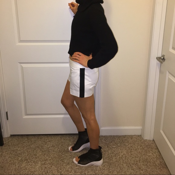 Express tuxedo shorts stripe white women s 4