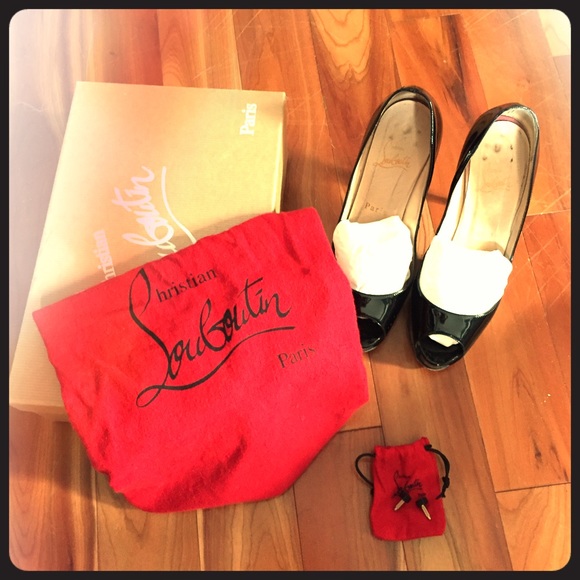 Christian Louboutin very prive 120 patent stiletto
