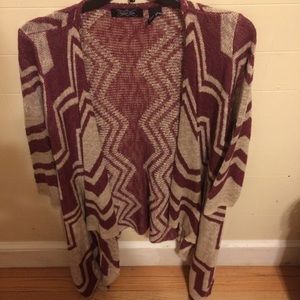 Quarter Sleeve Maroon Cardigan