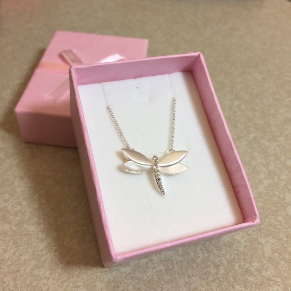 💝 Sparkly Dragonfly Pendant