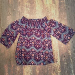 Boutique Gray Monroe off shoulder floral top L