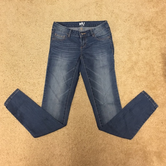 Garage jegging stretch