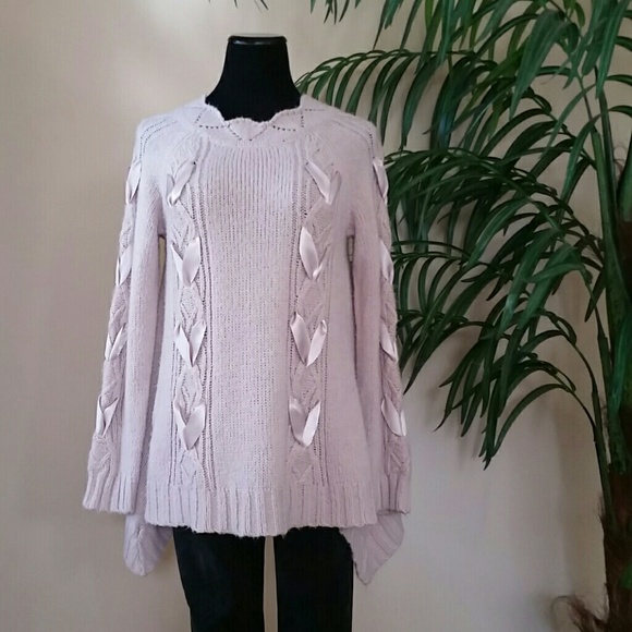 Real Haute Trends Sweaters - Pink Ribbon Knit Sweater EUC! Size Medium