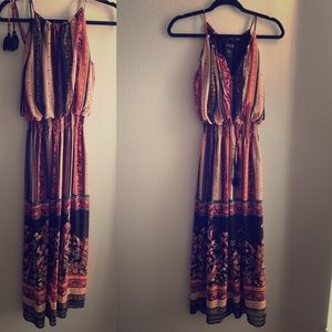 Mid-length strapless dress