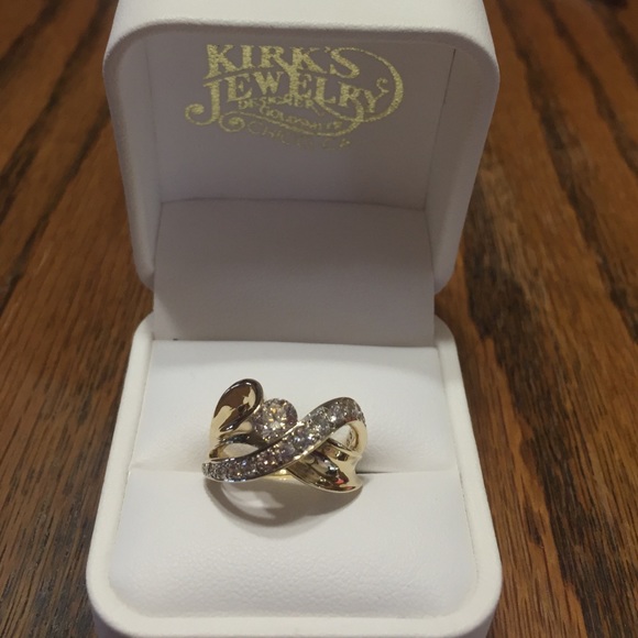 Diamond custom ring size 5 from kirks Jewelry - Picture 1 of 6
