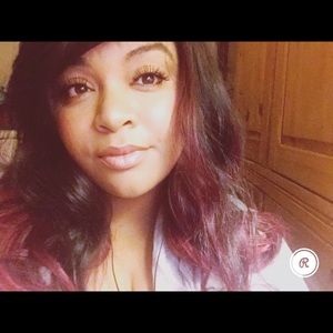 Meet your Posher, Annie