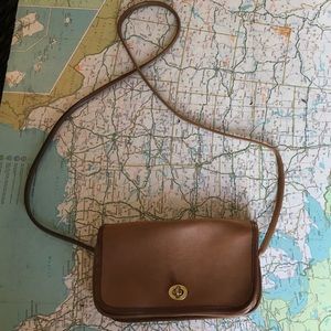Vintage Coach Crossbody bag