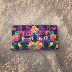Urban Decay Electric Palette
