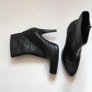 Nine West Black Bootie