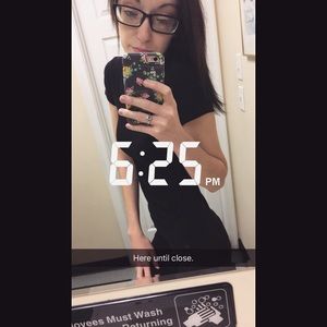 Meet your Posher, Casey