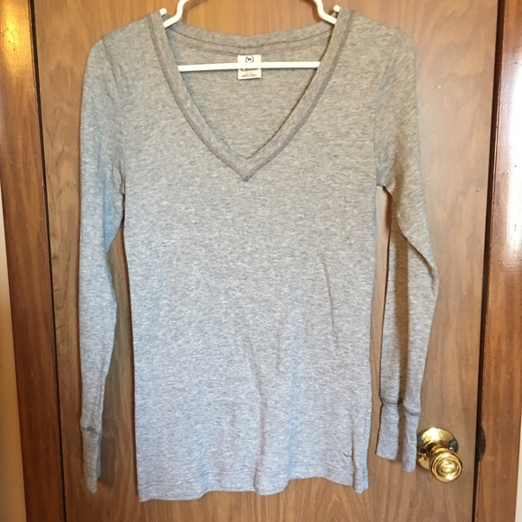 VS V neck thermal tee
