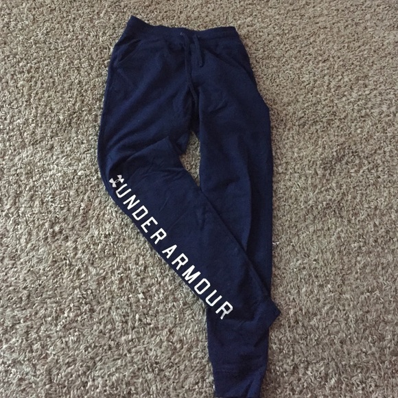 Under armor joggers - Picture 1 of 1