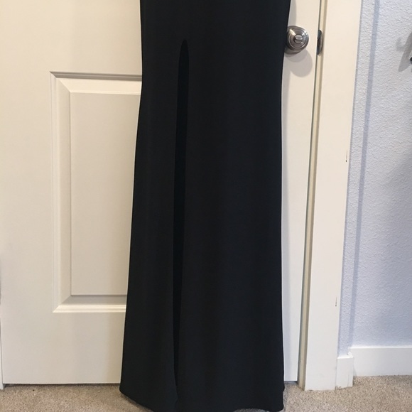 Cache Gown - Picture 3 of 4