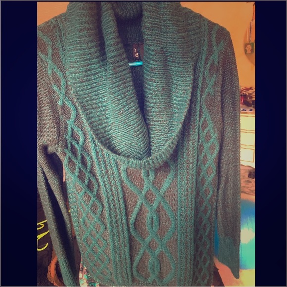 Black and green sweater