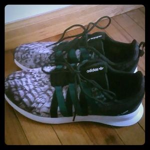 Size 12 sl loop adidas