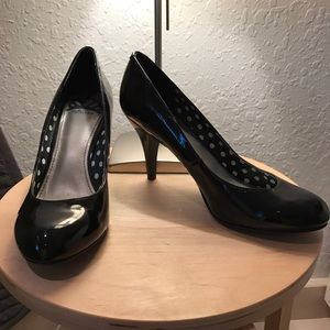 Fergalicious by Fergie patent leather pumps