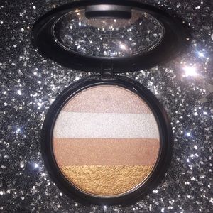 Ofra Cosmetics Blushstripes - Illuminating