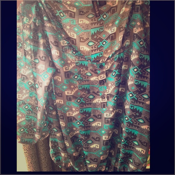 Full Tilt Sheer fitted shirt