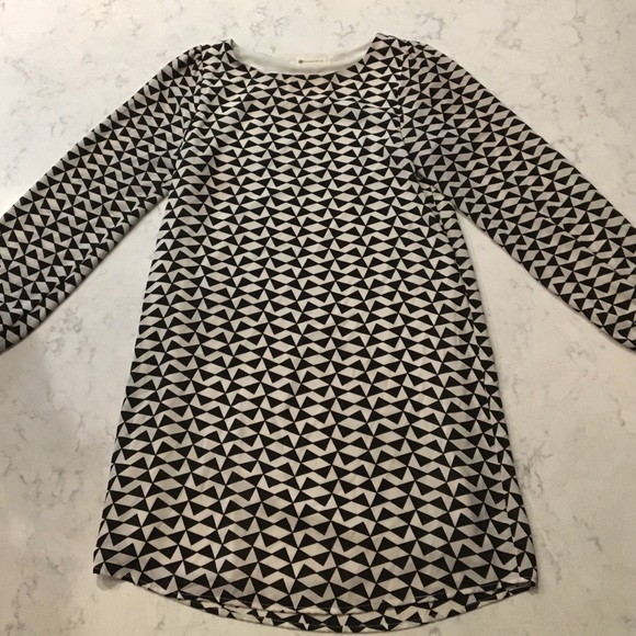 Long sleeve shift dress