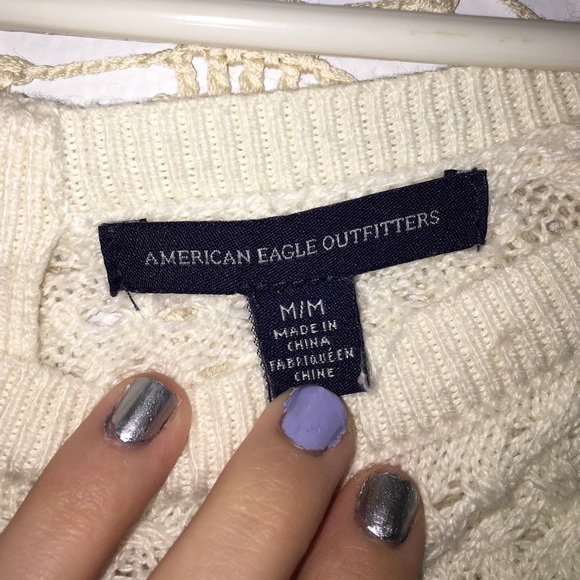 AMERICAN EAGLE- knit cream sweater - Picture 3 of 3