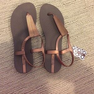 Ipanema sandals, never worn size 8!