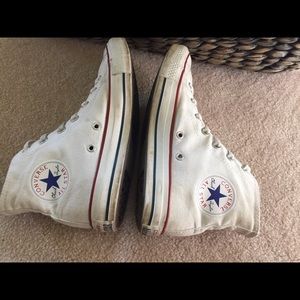 Converse all stars white high tops worn size 7