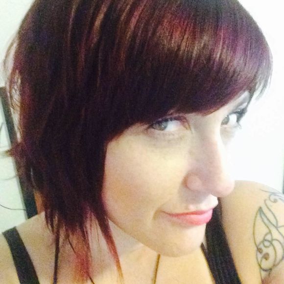 Meet your Posher, Carrie - Picture 1 of 1