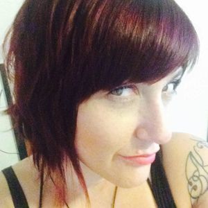 Meet your Posher, Carrie