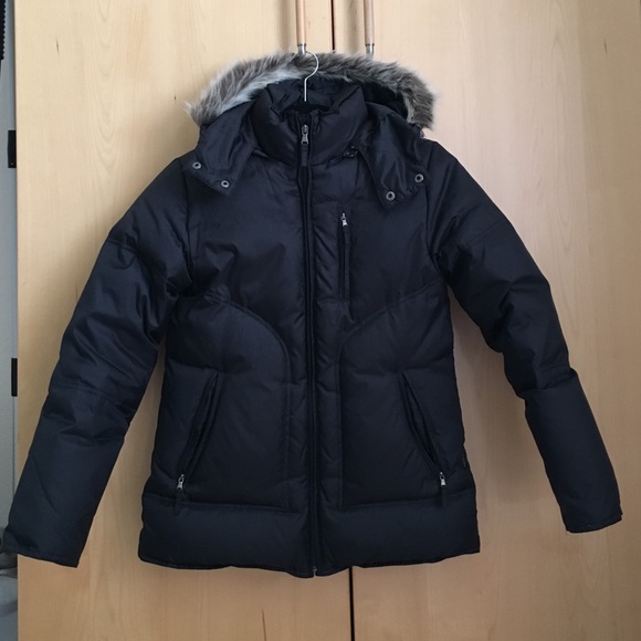 Black down jacket with removable hood