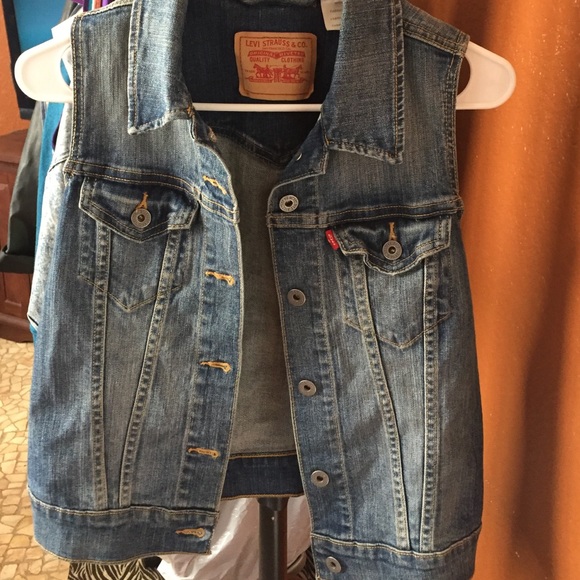 Levi Jean Vest