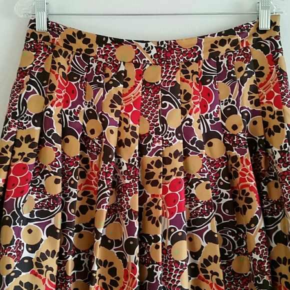 Saks Fifth Avenue skirt - Picture 2 of 4