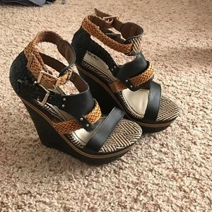 Wedge sandals