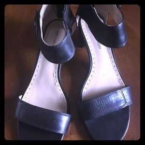 Black 1/2 inch heel sanders