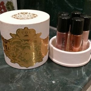 MAC pigments