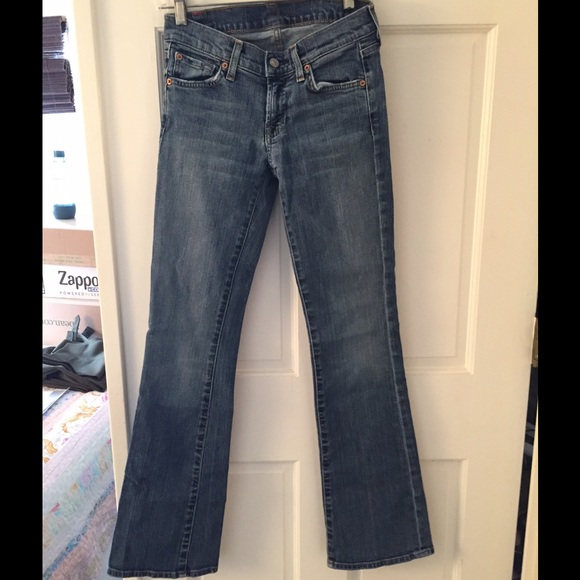 Boot cut jeans