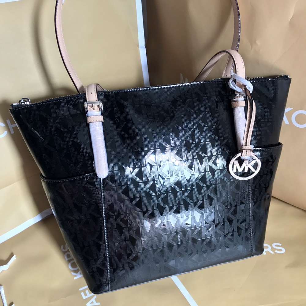Michael Kors Mirror Monogram 💝