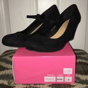Cherish black wedge