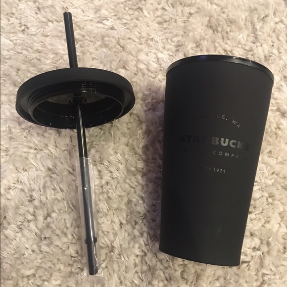 Matte Black Starbucks Cups (4) - Picture 4 of 4