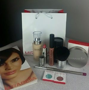 Mirabella make-up kit