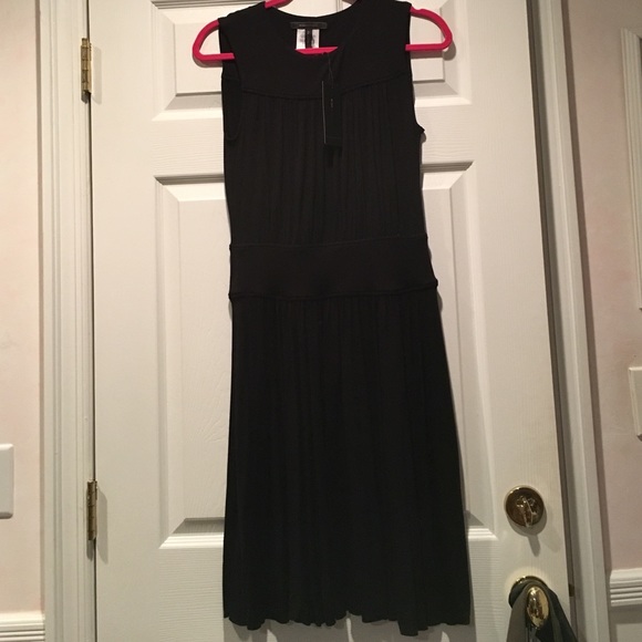 Black sleeveless cotton dress