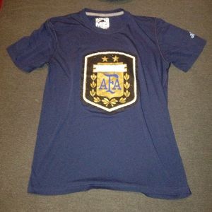Argentina soccer tee.Blue adult medium.