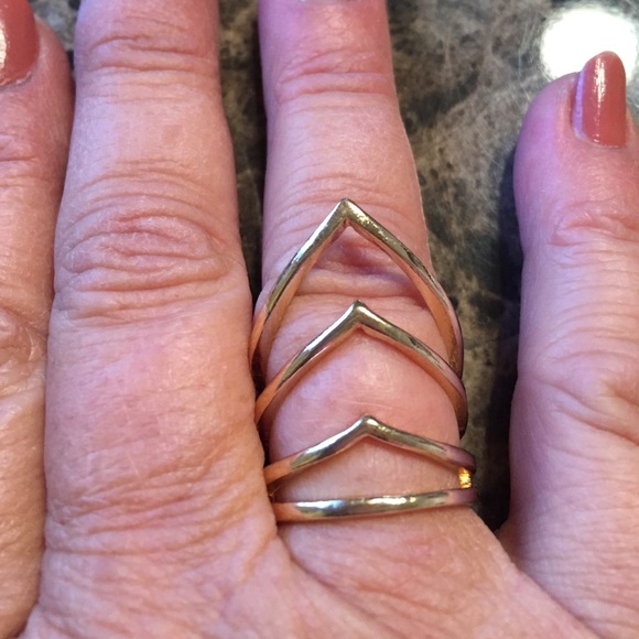 Chevron stacked gold ring