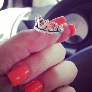 James Avery Crown Ring