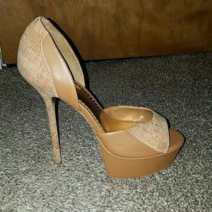 BEBE Naina II D'Orsay Cork Leather Pumps sz 8