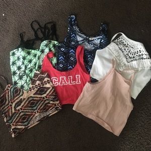 Tank top//crop tops