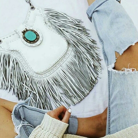 Handmade turquoise embellished handbag - Picture 4 of 4