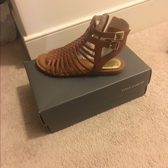 Vince Camuto size 8