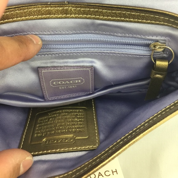 Gorgeous Coach Wristlet!