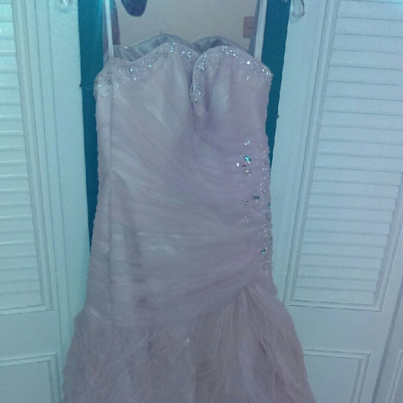 I am selling a dress for any formal occasion.
